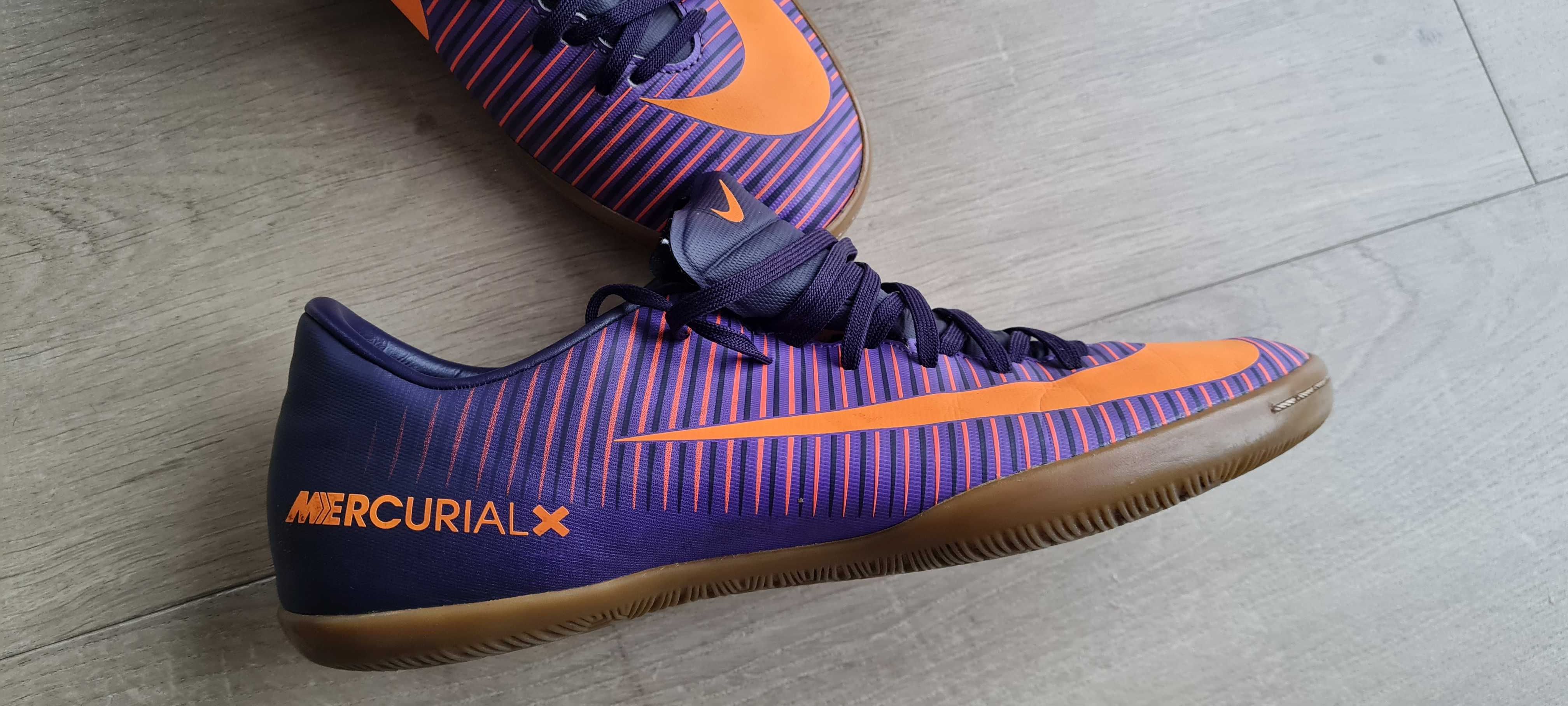 Buty Nike Mercurial roz. 41 halówki