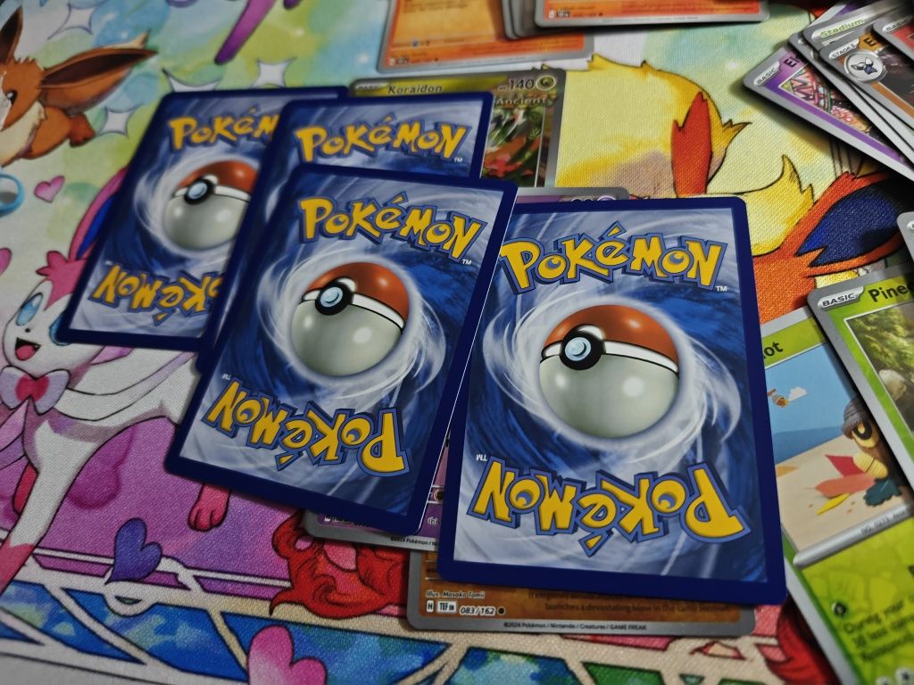 Karty Pokemon TCG Scarlet Violet Temporal Forces.  Ponad 180 sztuk. Ho