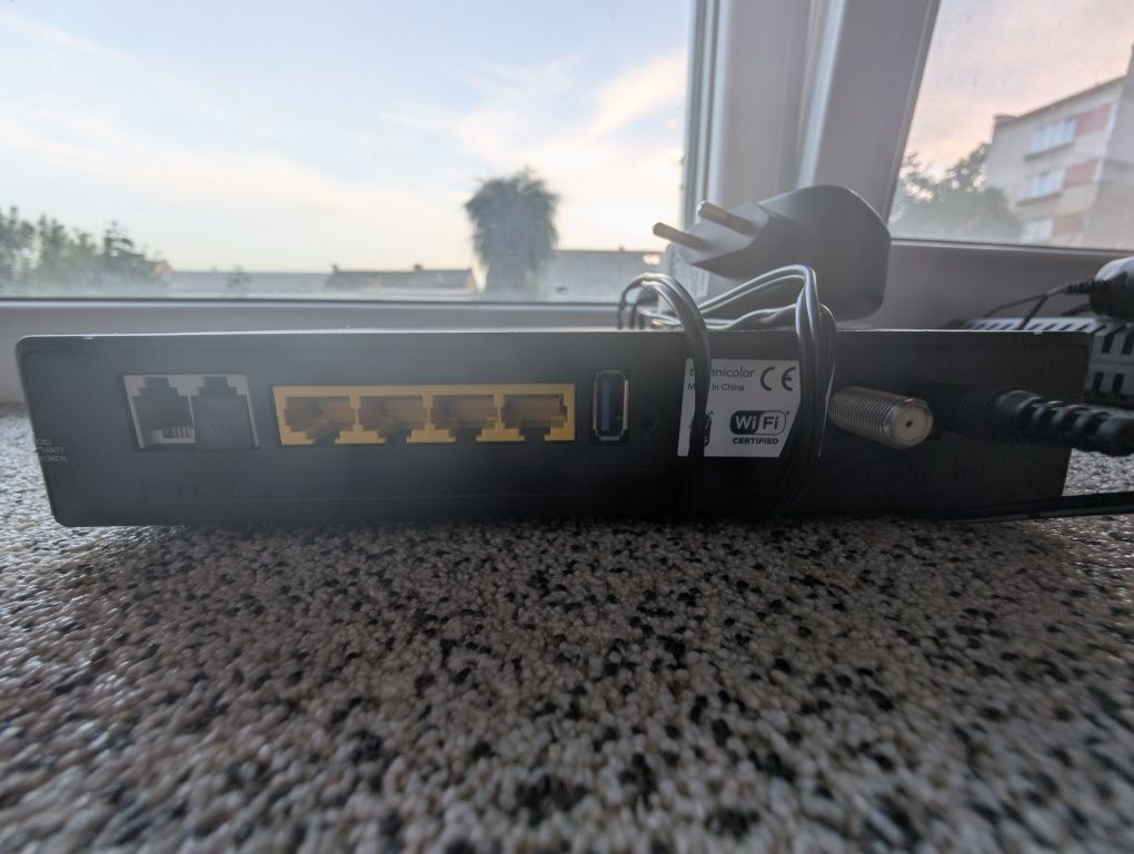 Модем,роутер Technicolor TC7200U