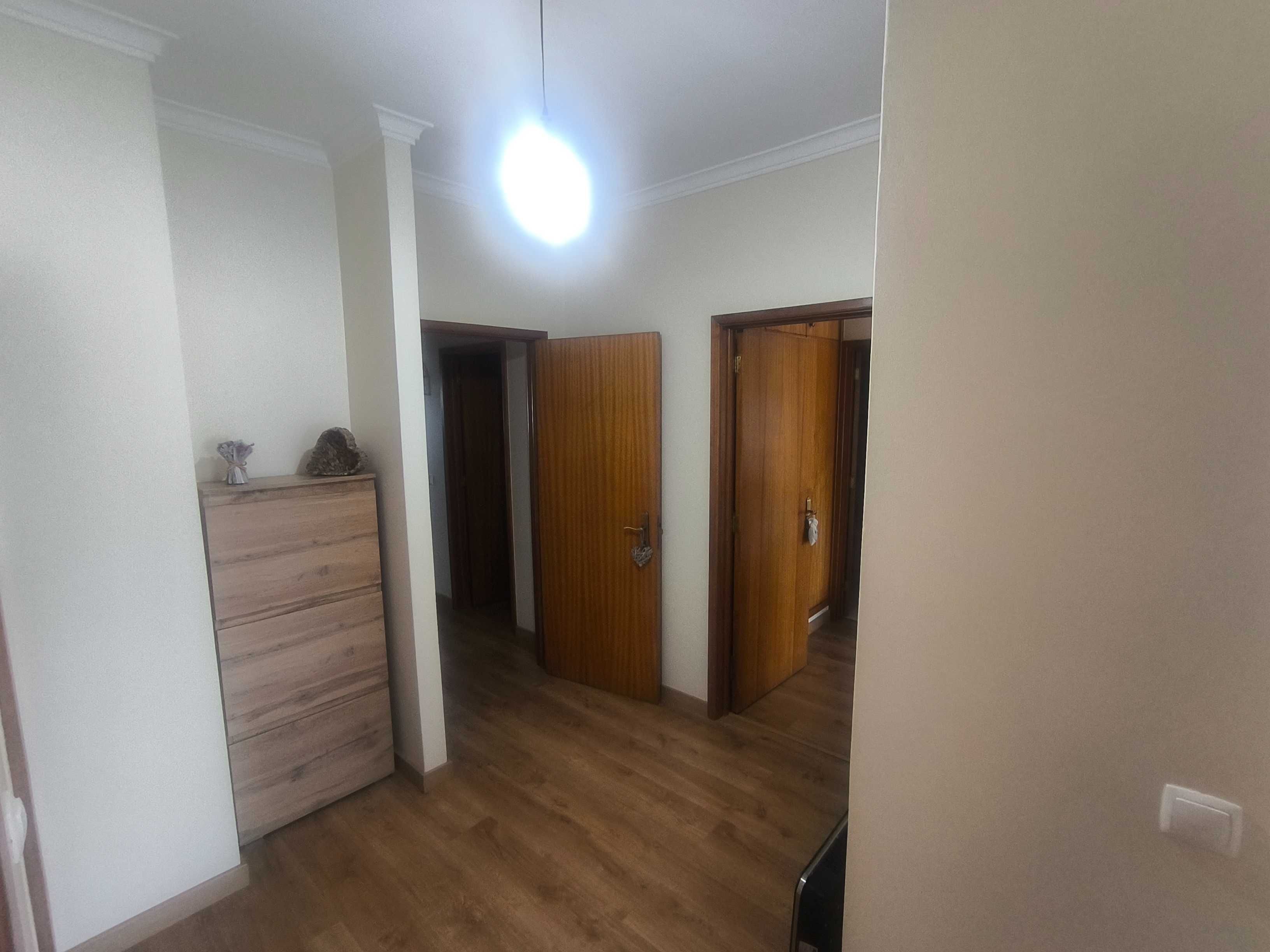 Apartamento T3+1 com garagem fechada em Esmoriz