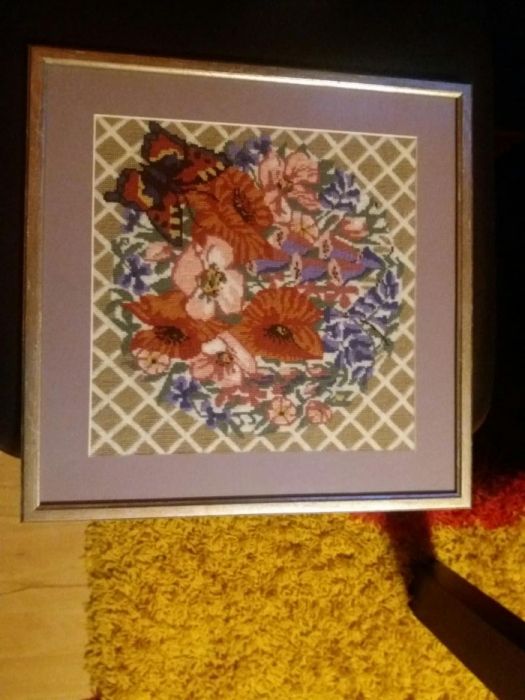 Obraz ręcznie wyszywany haft kwiaty