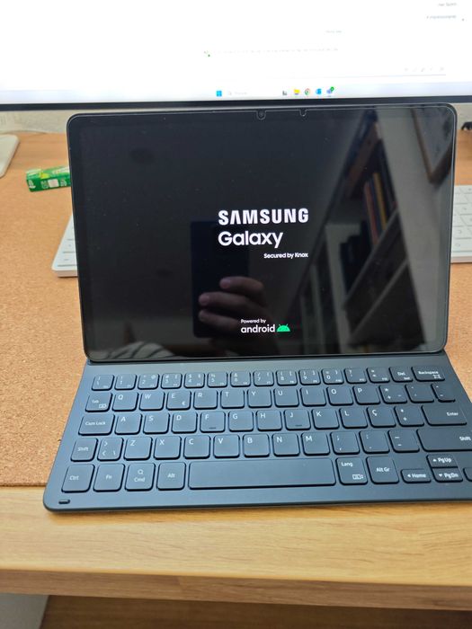 Tablet Samsung Galaxy S8 5g 256GB com capa, capa teclado e caneta