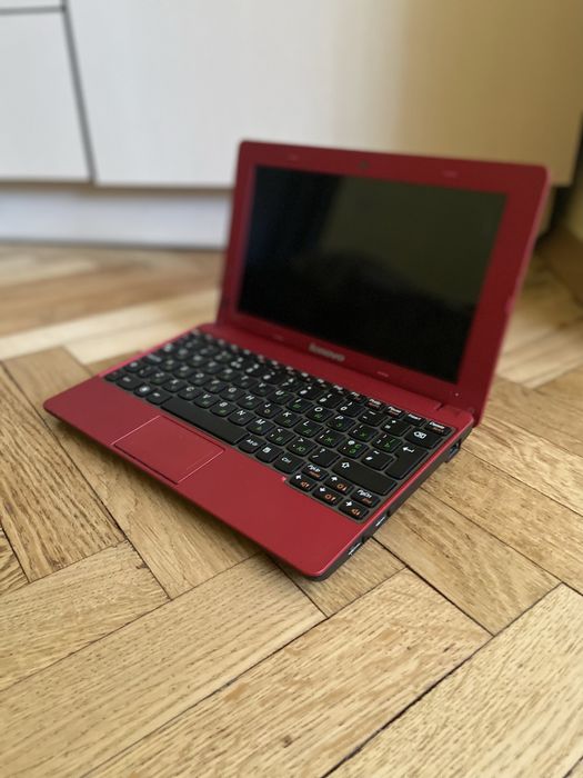 Lenovo IdeaPad S110 червоний