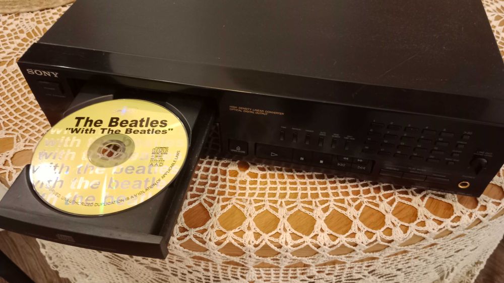 Odtwarzacz CD Sony CDP 461