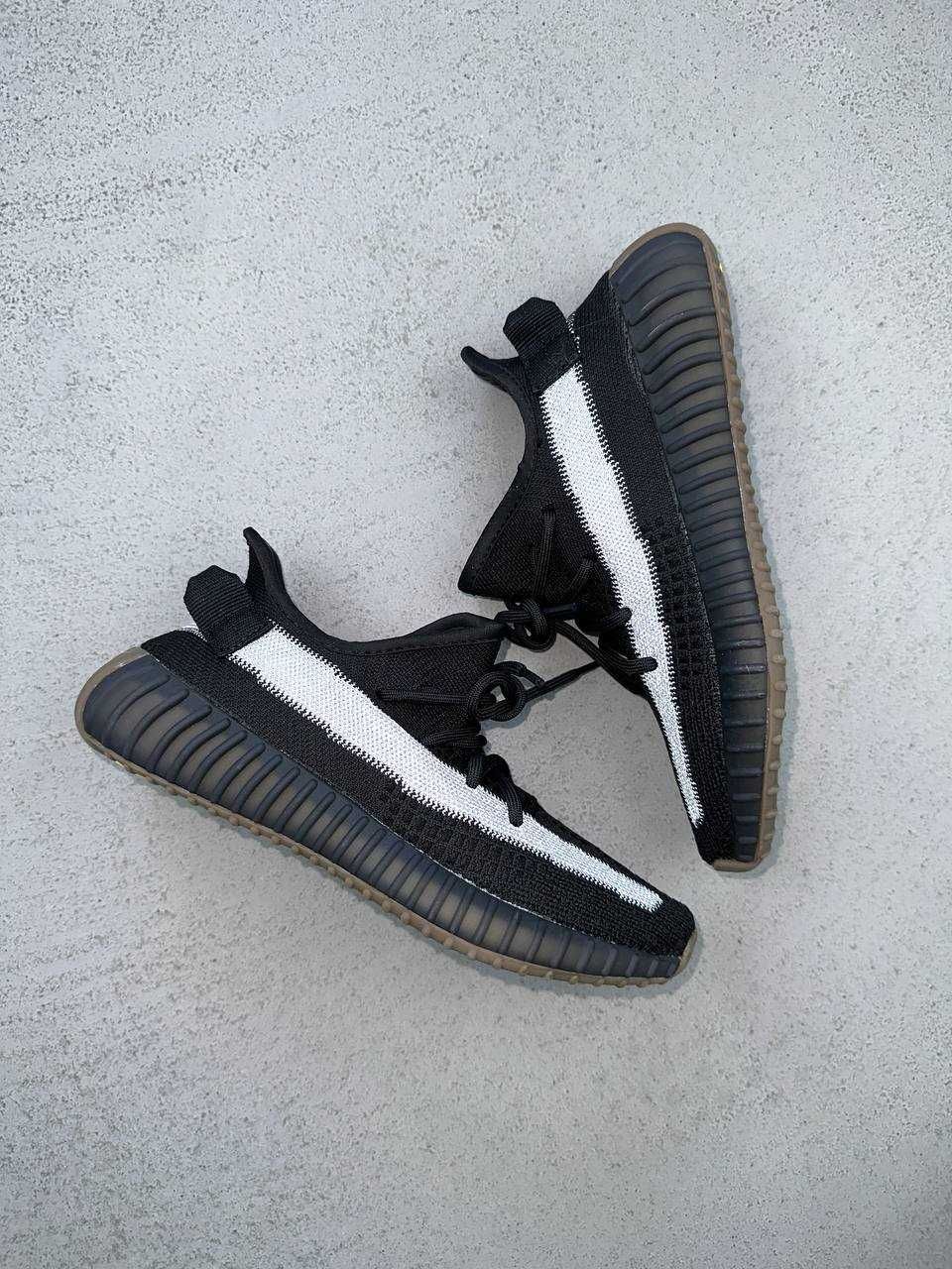 Мужские кроссовки Adidas Yeezy 350 v2 Black Brown White&Line. 40-45