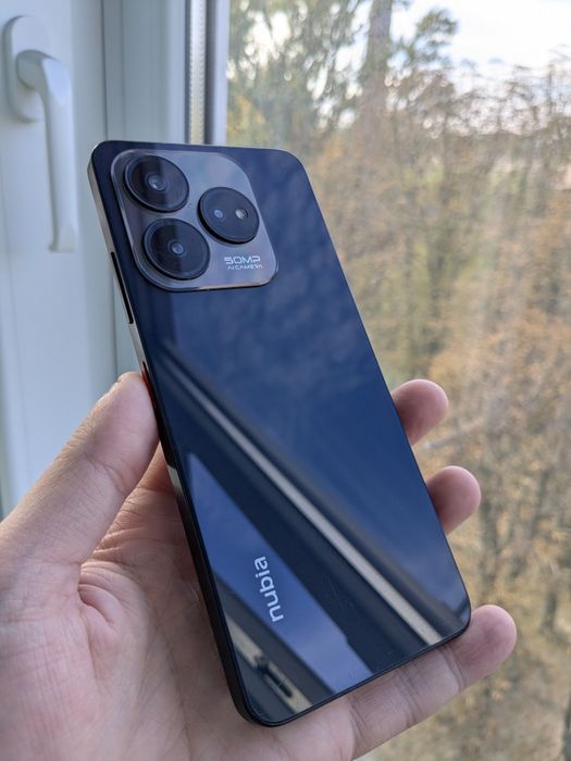 ZTE Nubia V60 Design 6/256Gb