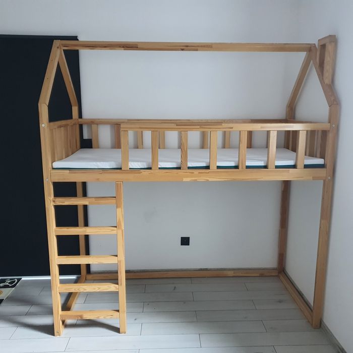 Łóżko dziecięce piętrowe