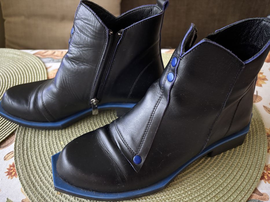 Продаю осенние ботинки,размер 38!