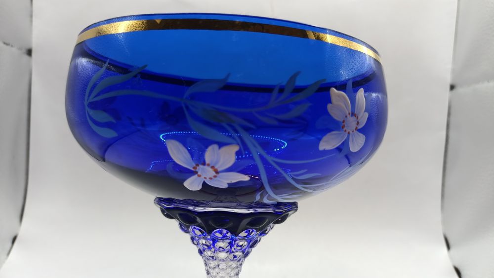 Bombonierka remer kielich ręcznie malowany