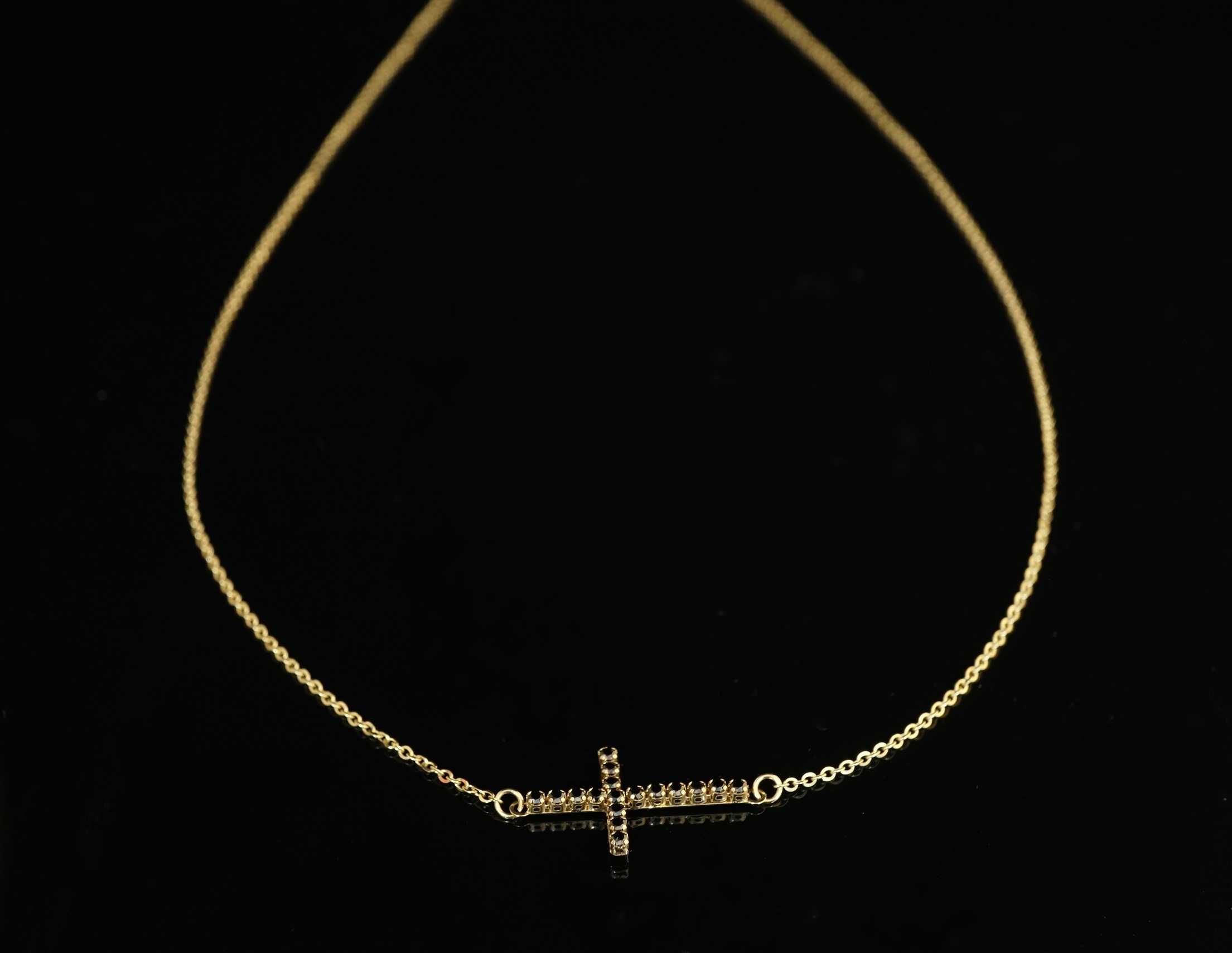 złoto 585 - złoty łańcuszek Celebrytka z krzyżykiem diamentowany