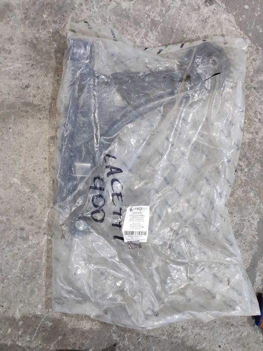 Рычаг передней подвески нижний левый chevrolet lacetti