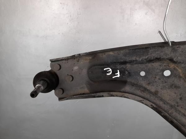 Braço de suspensão frente esquerdo RENAULT Laguna III (BT0/1)