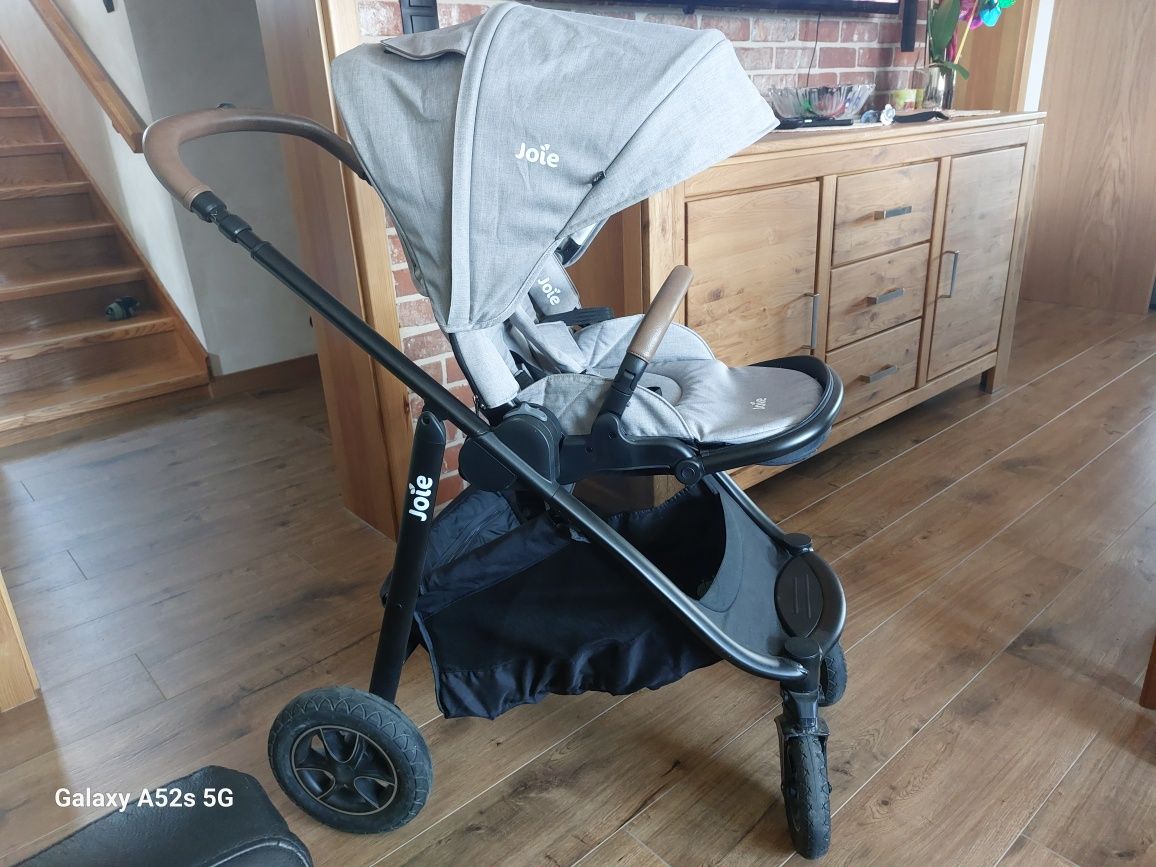Wózek spacerowy Joie Versatrax | Pavemen