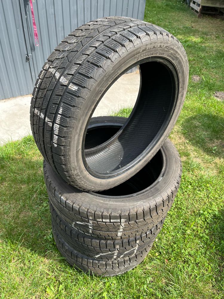 Opony KUMHO 4s wielosezonowe z 2021 r