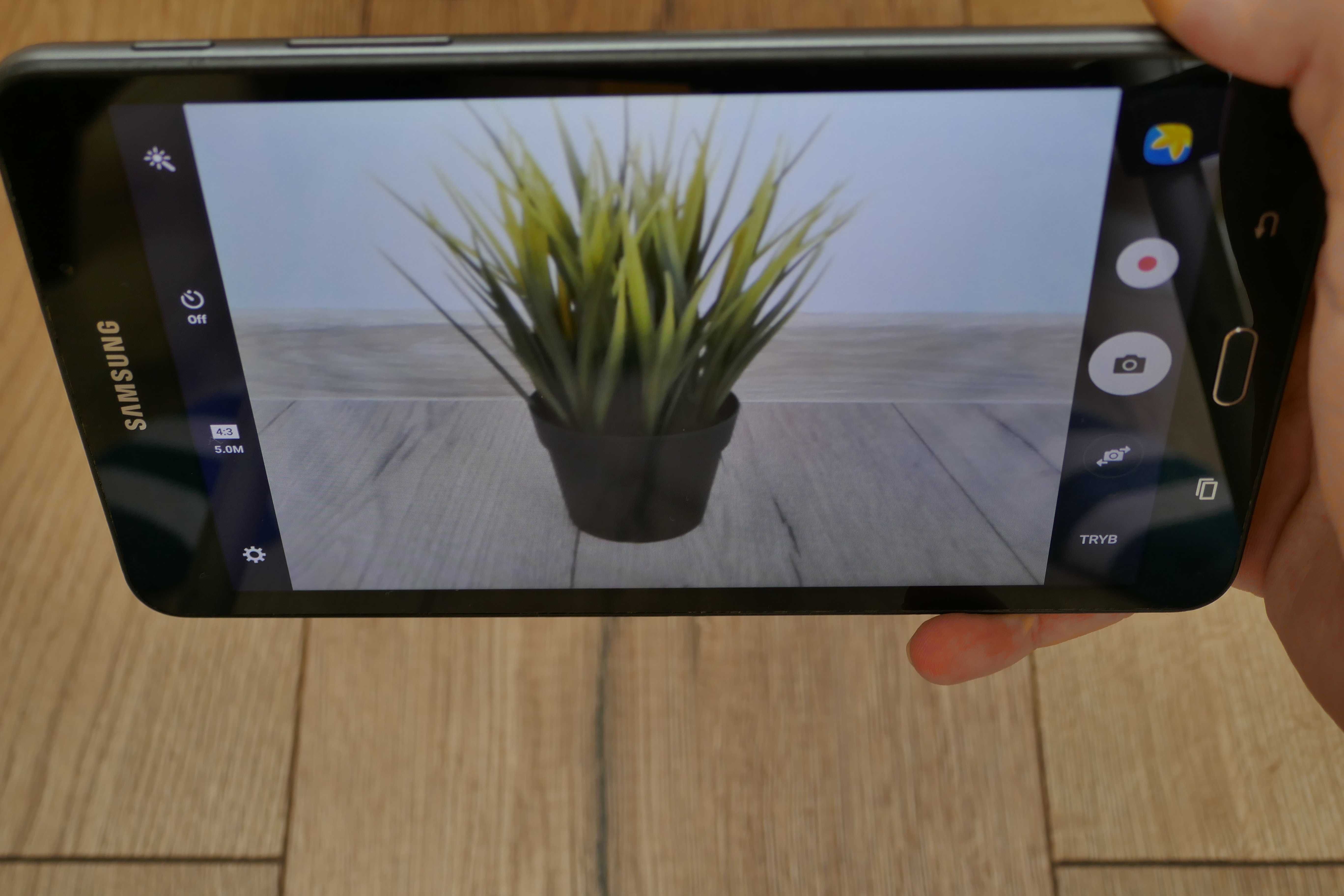 Tablet Samsung Galaxy Tab A (7.0, Wi-Fi, 2016) + nowe etui gratis