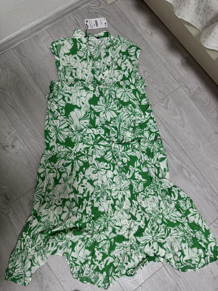 Жіноча сукня, Zara