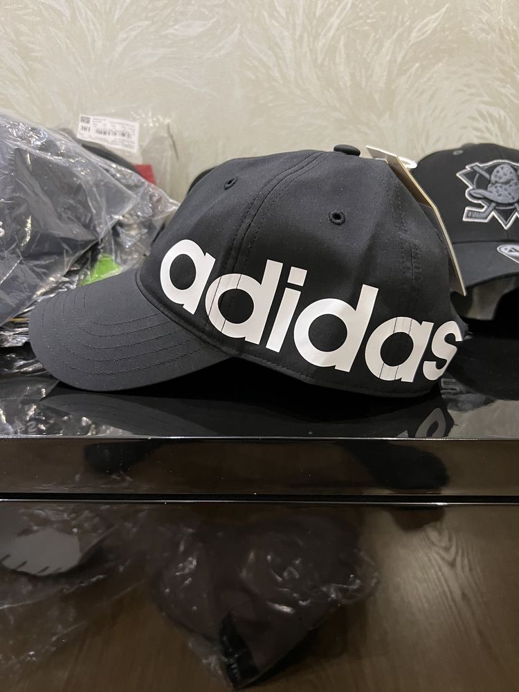 Кепка adidas оригинал Болонь