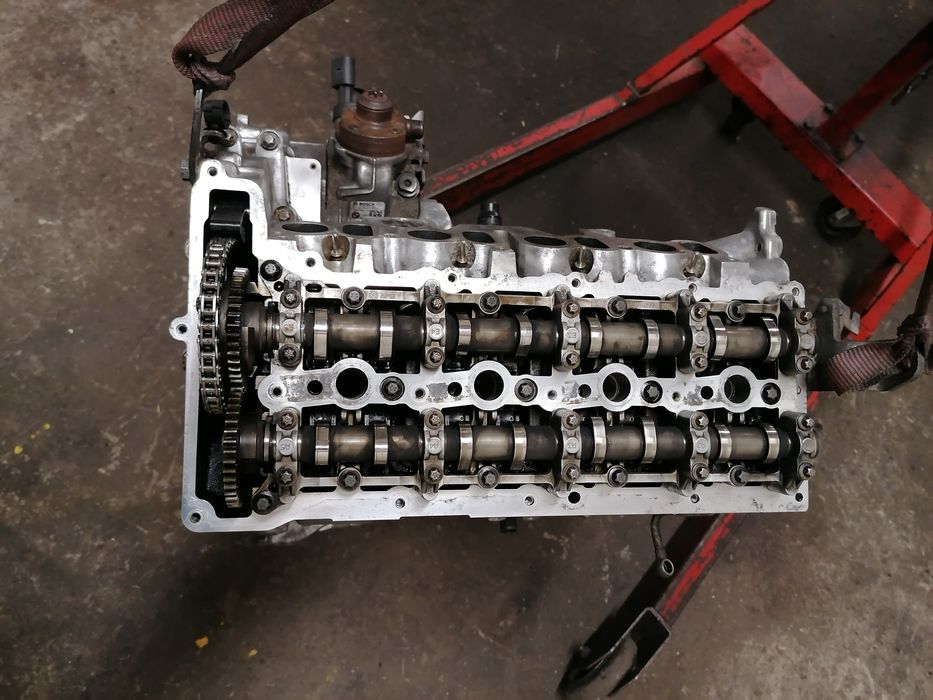 słupek blok silnik N47D20C 2,0D  BMW F10 F20 F30 F31 E90 X3 F25 X1 E84