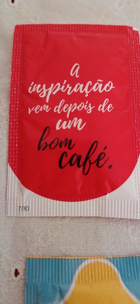 Pacotes de açúcar Deliciosamente da Empacotal