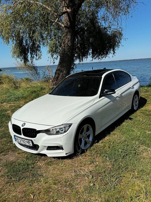 Продам BMW 320i 2015р