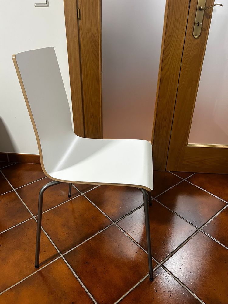 Mesa extensivel + 6 cadeira