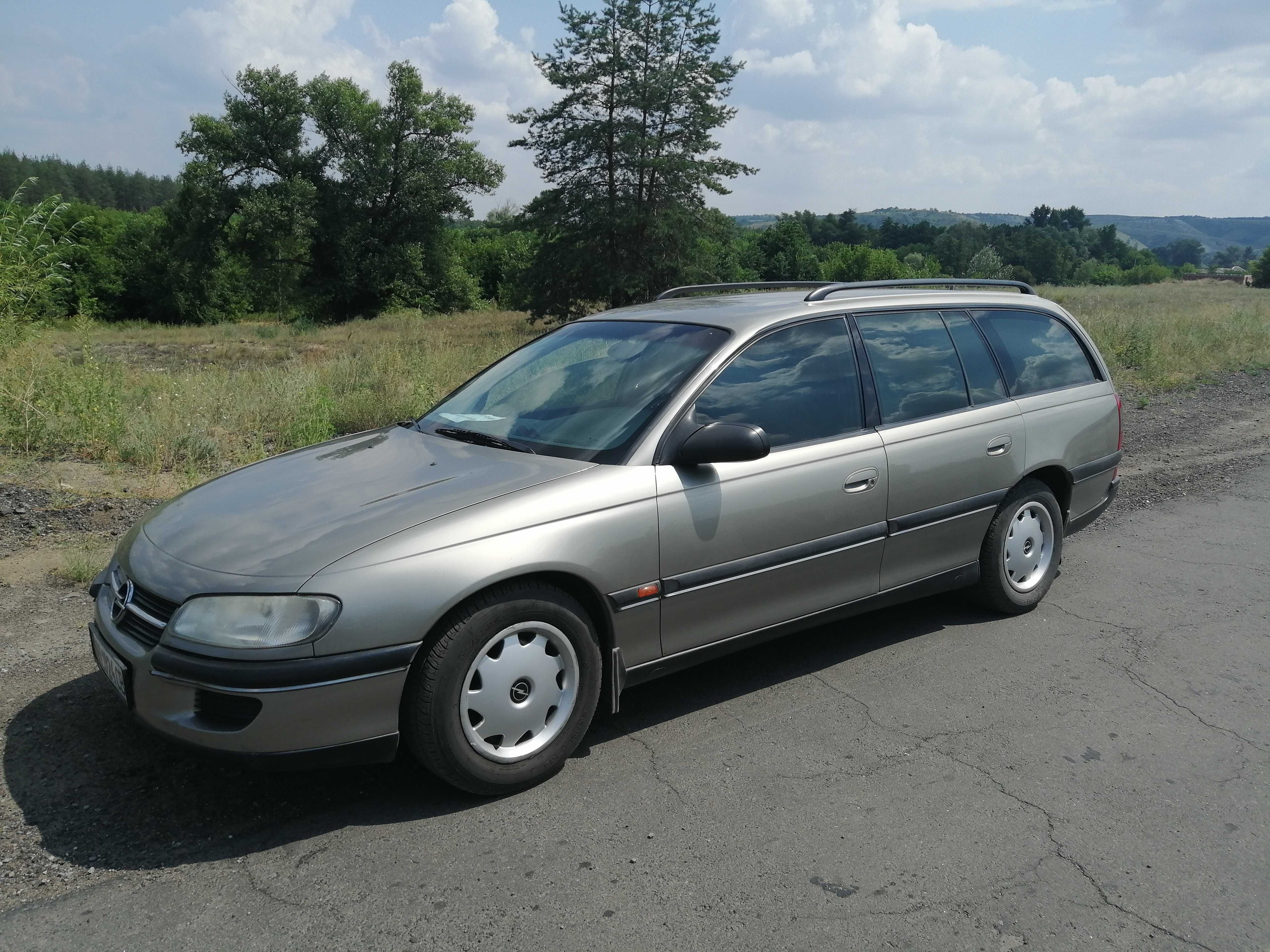 Opel Omega B 2.0