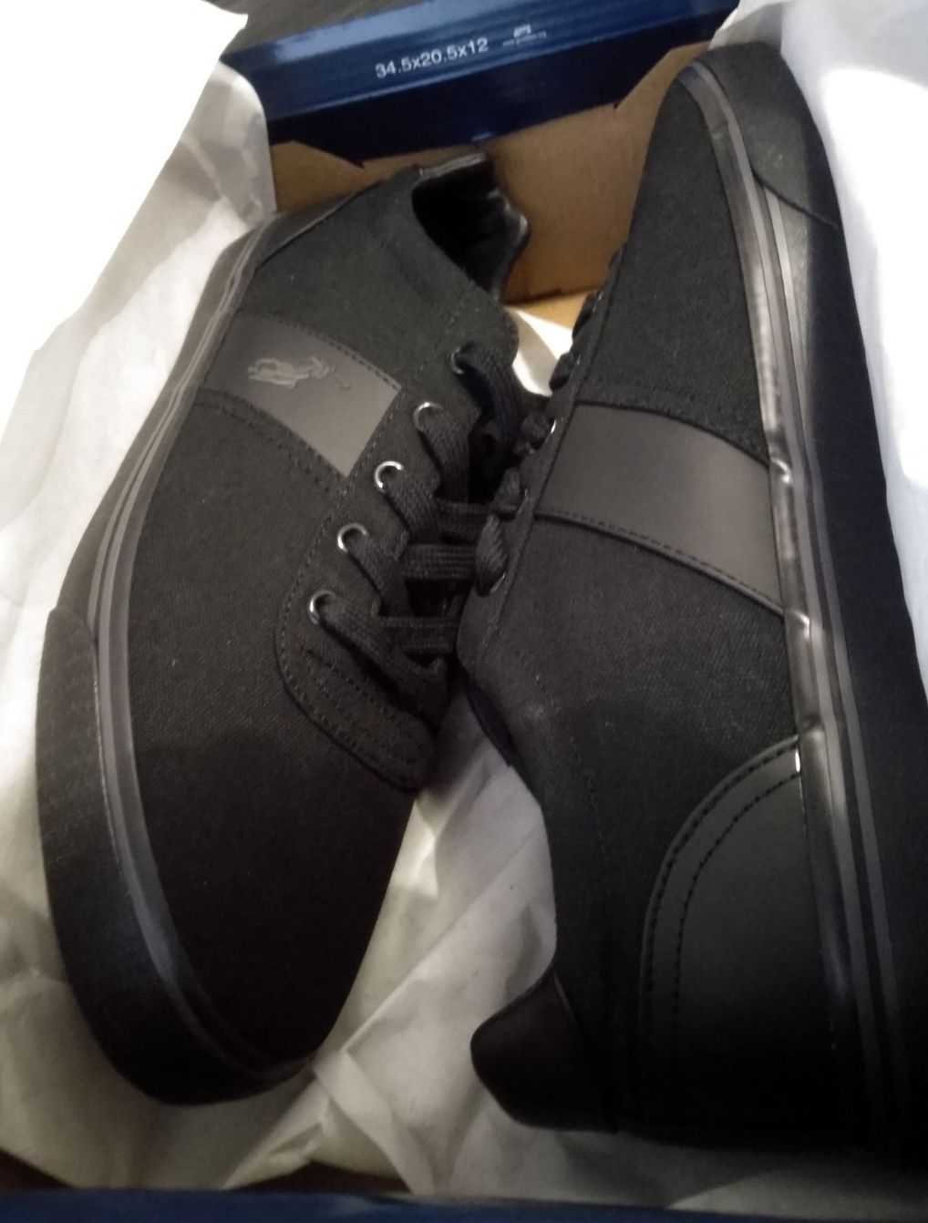 Nowe oryginalne Ralph Lauren polo sneakersy czarne.