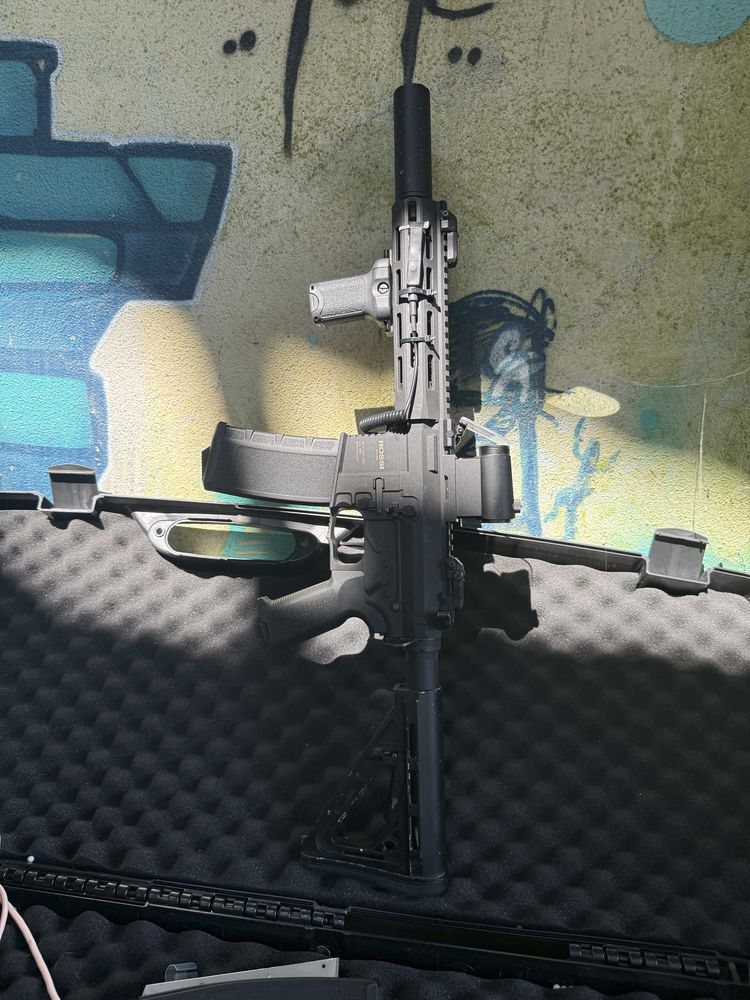 M4 Rossi airsoft + case