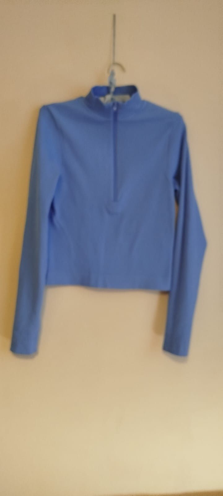 Piękna niebieska bluzka S/M