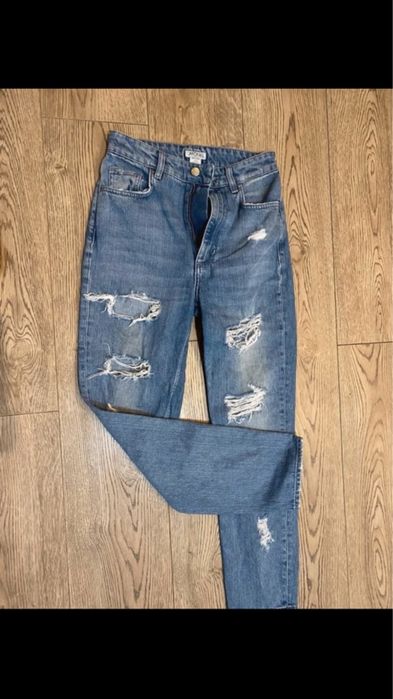Spodnie jeansy jeans Monki XS 34 dziury swietne jak nowe