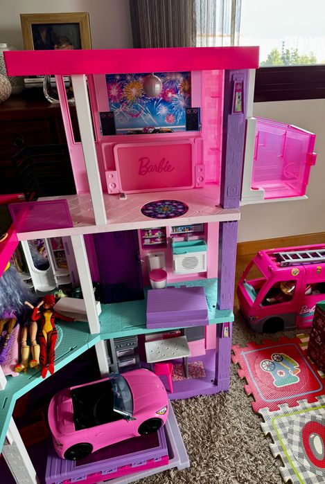 Casa Barbie Dreamhouse Nova