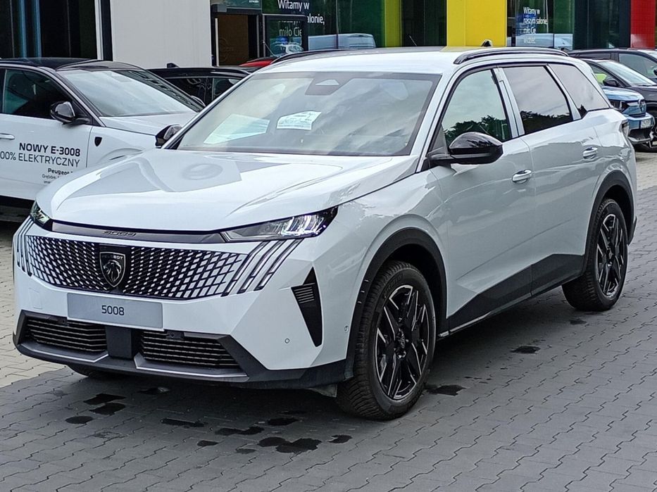 Peugeot 5008 HYBRID 1.2 145KM e-DCS6