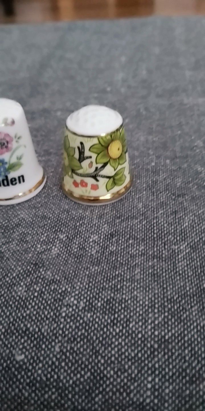 Naparstki kolekcjonerskie porcelana