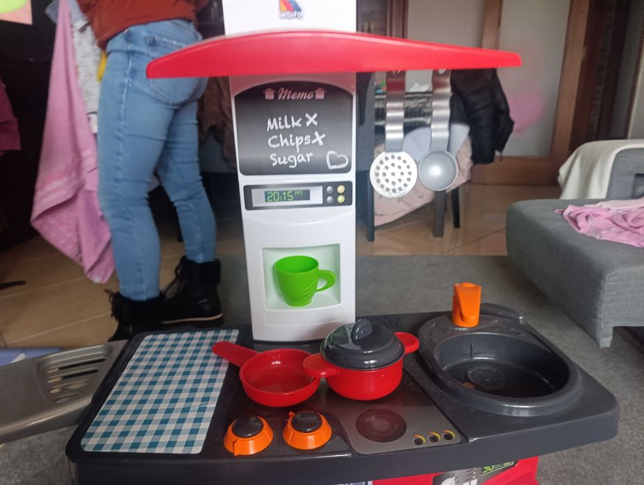 Vendo cozinha de brincar- nova