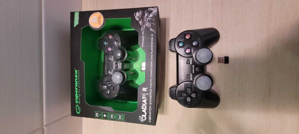 Pad Esperanza Gladiator bezprzewodowy PS3/PC