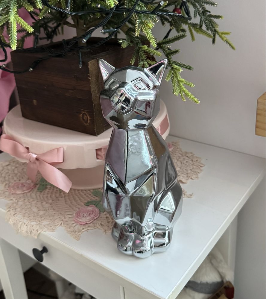 Figurka Home&you kot srebrny kolor