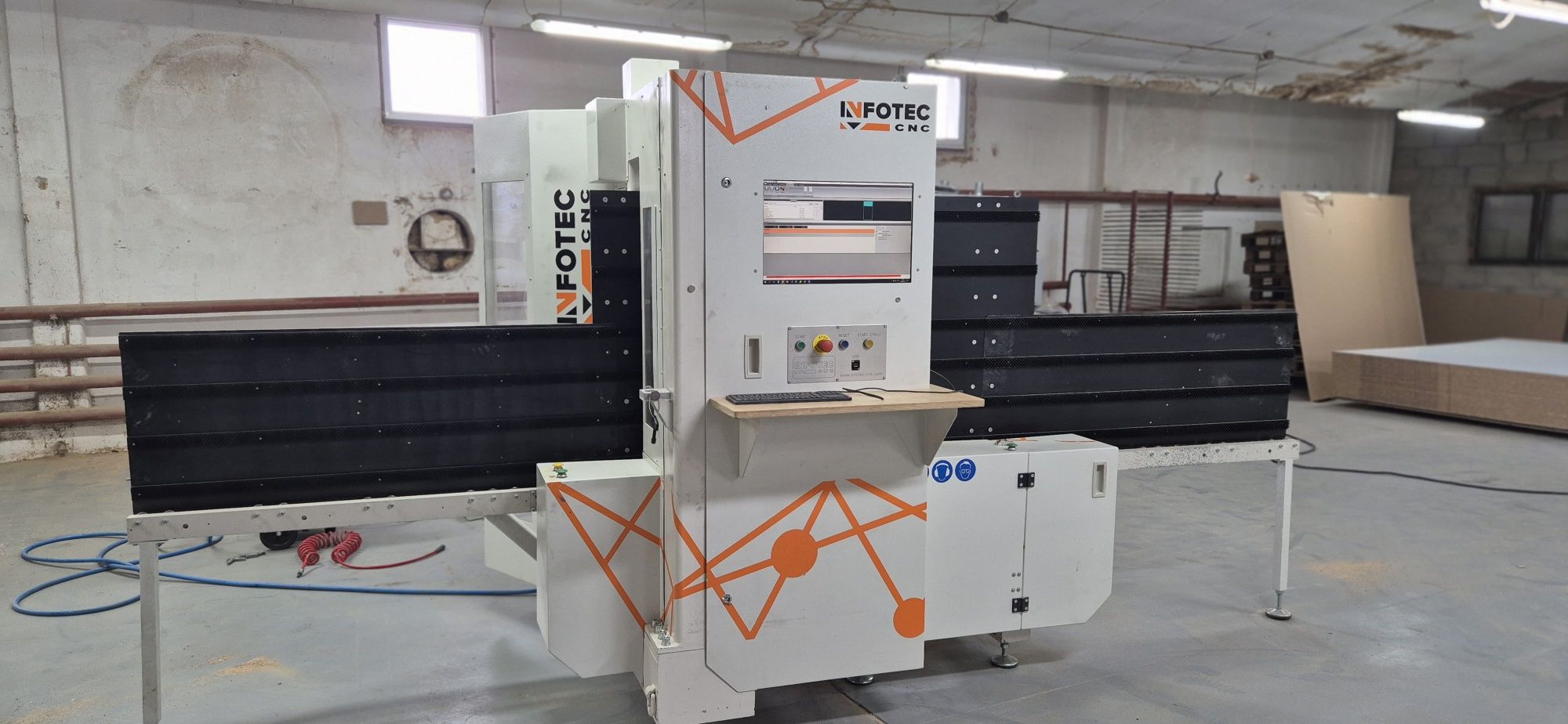 Centrum wiertarskie INFOTEC 950V