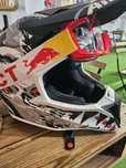 Capacete  Airoh wraap pintura Damon NOVO + Óculos redbull