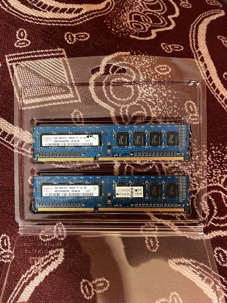 Оперативна пам’ять Hynix 2x2GB DDR3 PC3-10600U (1333 MHz)