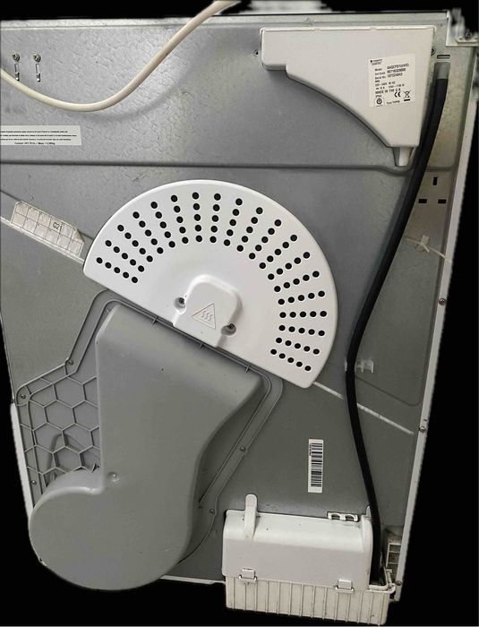 Сушильна машинка для одягу Ariston Hotpoint