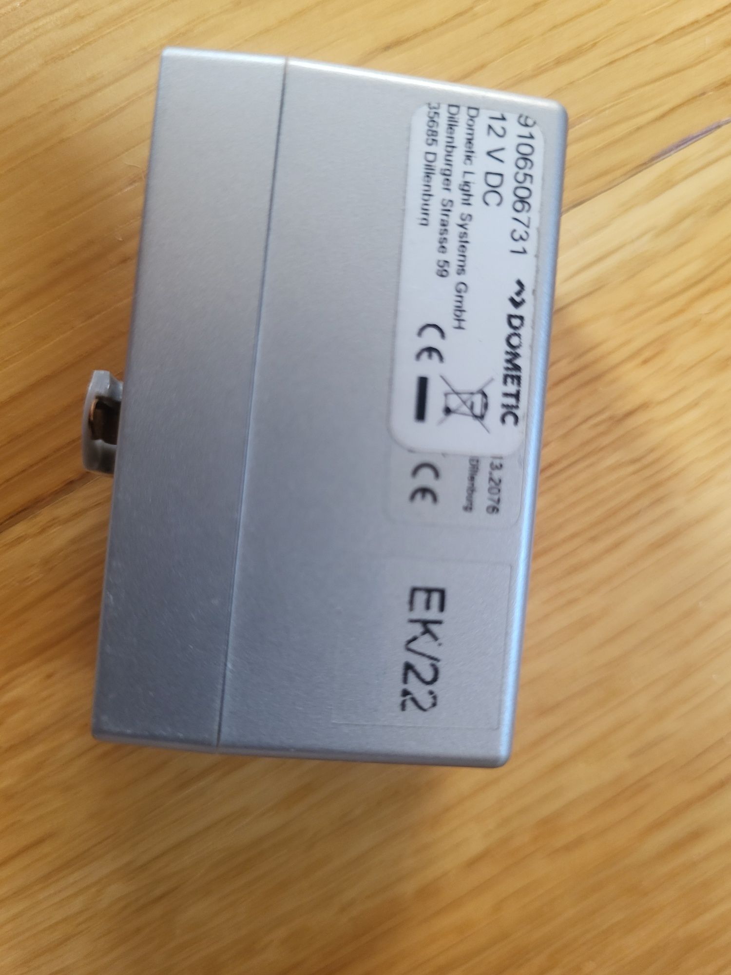Dometic-adapter ładowania 2A USB do szyny oświetleniowej-kamper