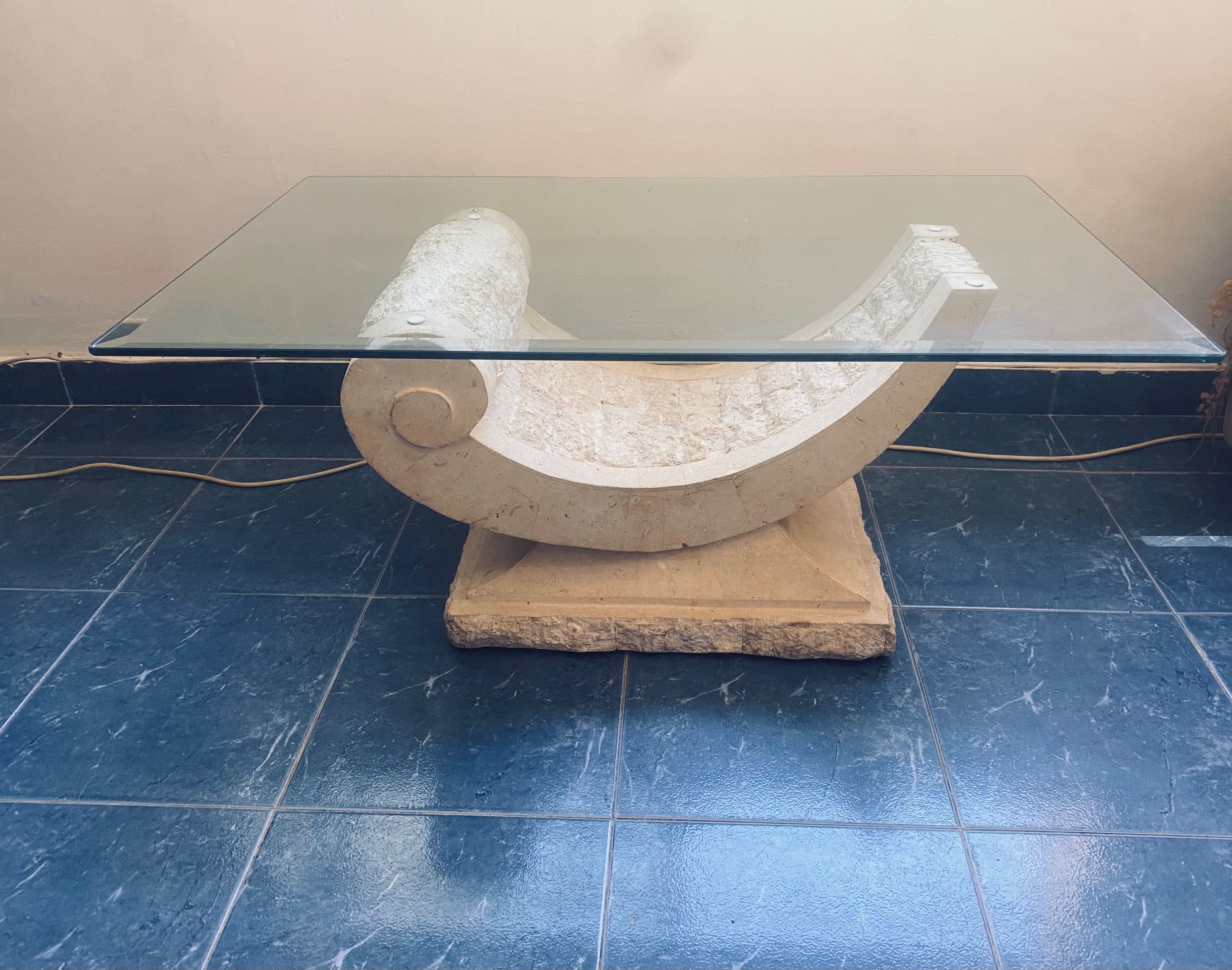 Mesa de centro em vidro