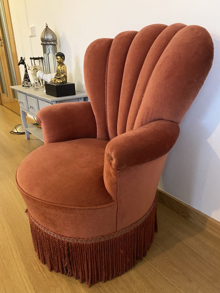 Poltrona vintage em veludo