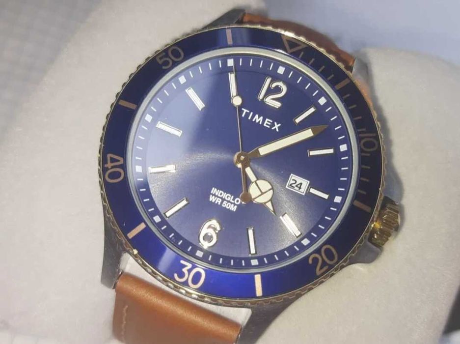 Вінтажний чоловічий годинник Timex Harborside TW2R64500