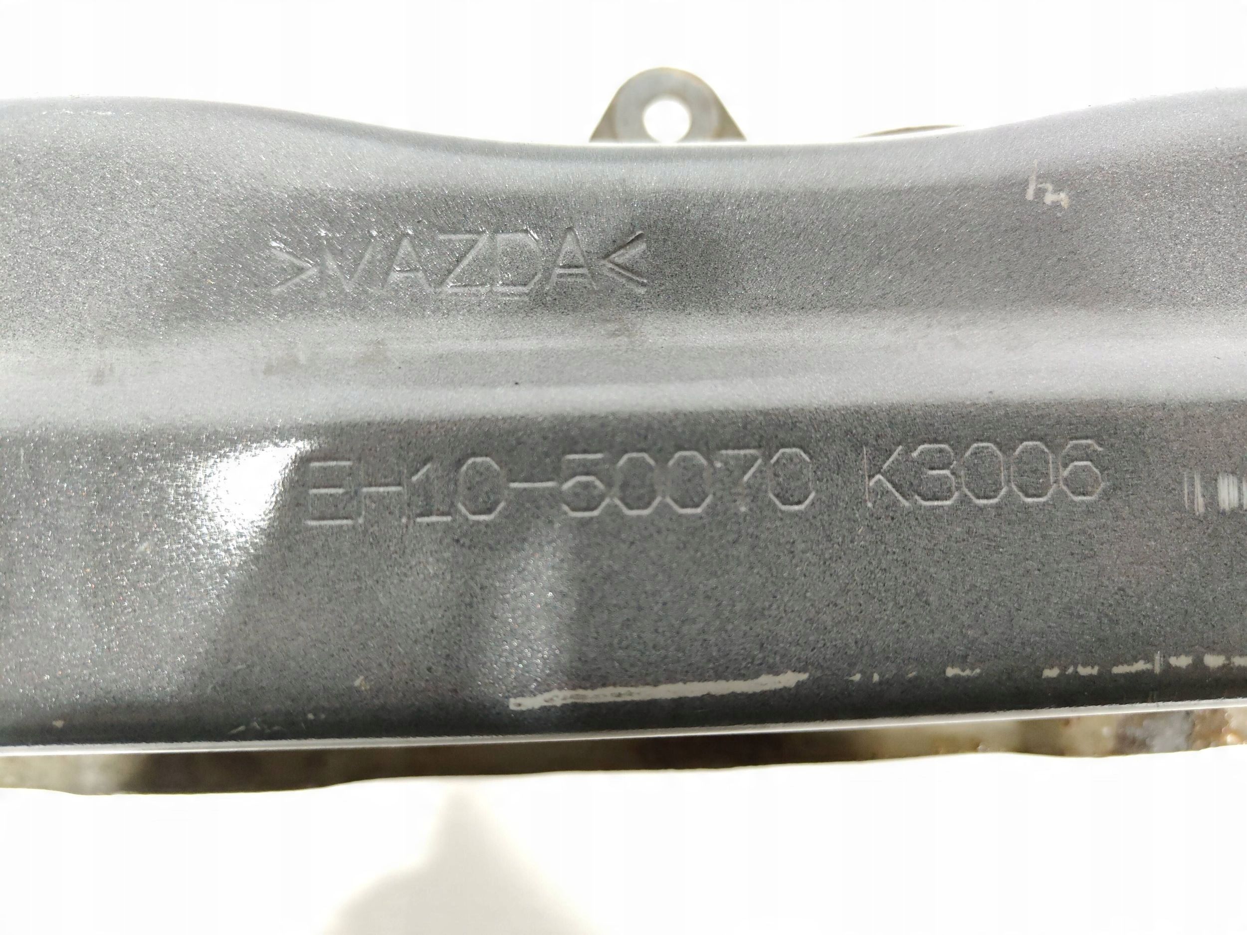 Mazda CX-7 belka zderzaka przedniego