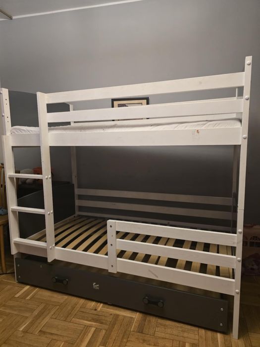 Sprzedam łóżko piętrowe,  2 osoby