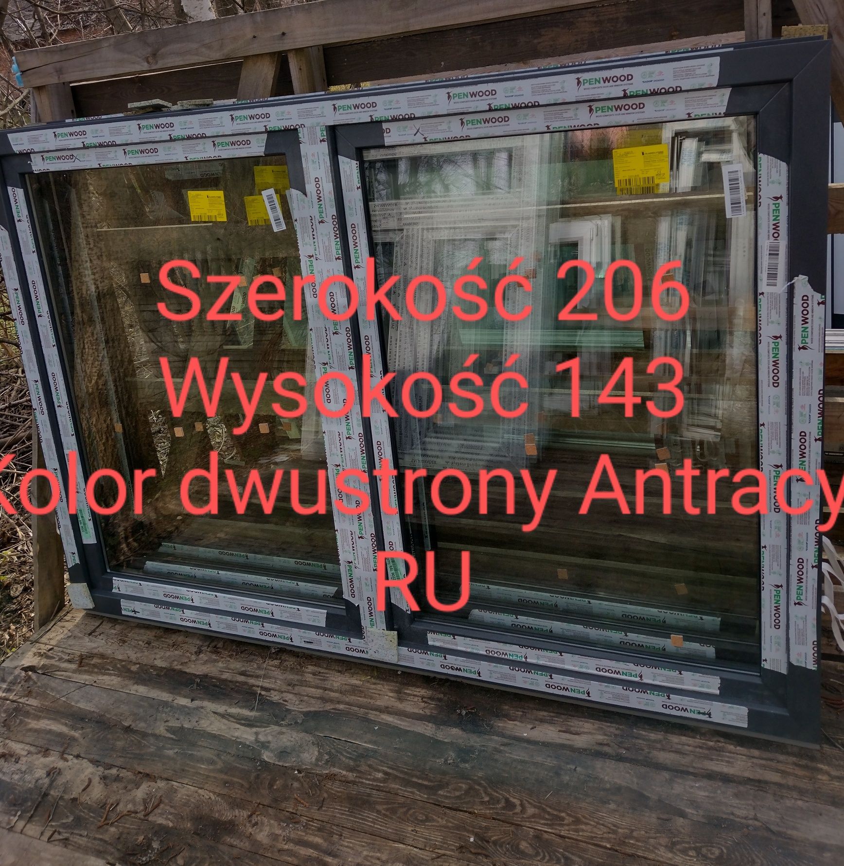 Okno z roletą białe