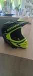 Kask bluegrass intox (M)