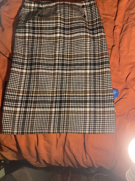 Śliczna spódnica w kratę XL