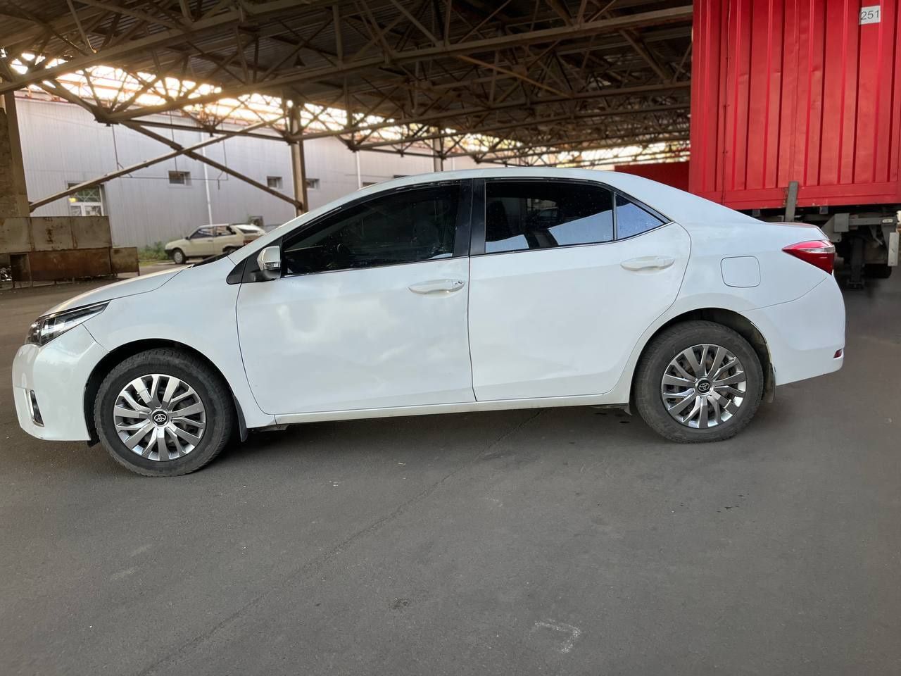 Toyota Corolla 1.6 газ/бенз. 2016